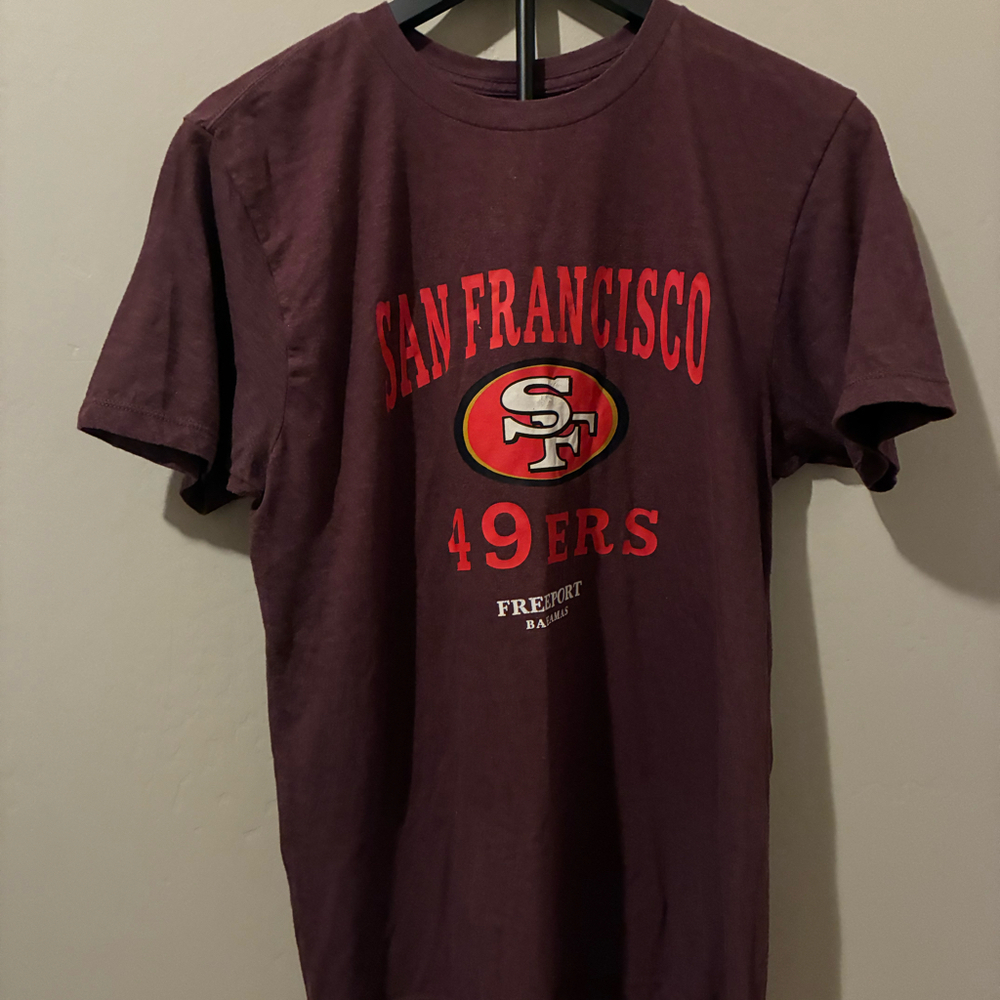 San Francisco 49ers Freeport Bahamas T-Shirt Maroon Men's Medium NFL Souvenir